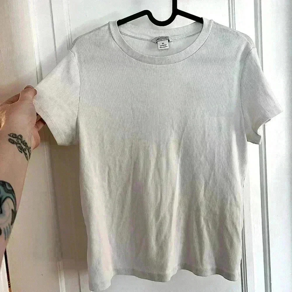 Ribbed stretchy white shirt Monki T-Shirt Top Basic Classic